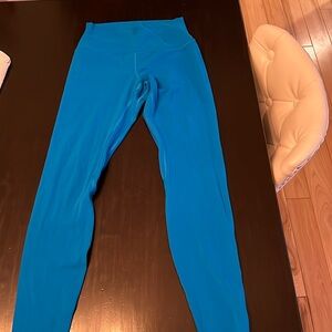 Poolside blue Lululemon Align 28" leggings excellent condition.